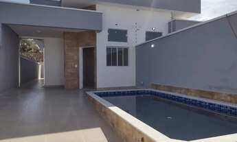 Imagem: CASA 3 DORMITÓRIOS COM PISCINA E CHURRASQUEIRA