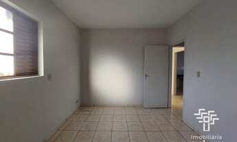 Imagem 3: Apartamento com 2 dormitórios para alugar, 60 m² por R$ 850,00/mês - Vila Galo - Americana