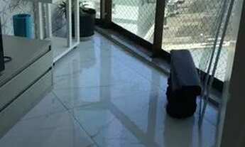 Imagem 4: Apartamento para aluguel possui 101 metros quadrados com 3 quartos em Boa Viagem - Recife