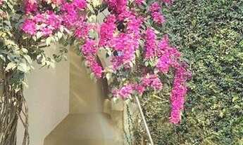 Imagem 2: Casa para Venda em Cotia, Granja Viana, 4 dormitórios, 1 suíte, 5 banheiros, 5 vagas