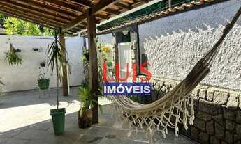 Imagem 2: Excelente casa com 4 dormitórios à venda, 196 m² por R$ 650.000 - Itaipu - Niterói/RJ - CA