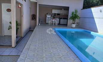 Imagem 2: Casa com 3 quartos/dormitórios no bairro São Sebastião, em Santo Amaro da Imperatriz- SC