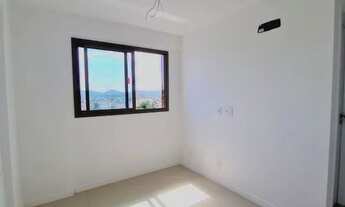 Imagem 6: Vendo este Apartamento em Lagoa Nova: com 2 quartos, 1 suíte. sala, e varanda
