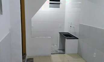 Imagem 2: ALUGA SE KITNET Casa com 1 dormitório