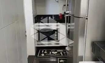 Imagem 7: Apartamento dois dormitórios, semi mobiliado com sacada e churrasqueira