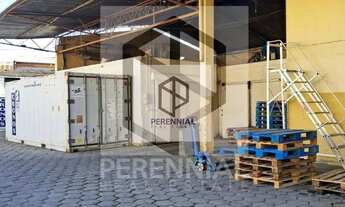 Imagem 6: Galpão alto padrão com pátio amplo - 3.500 m²