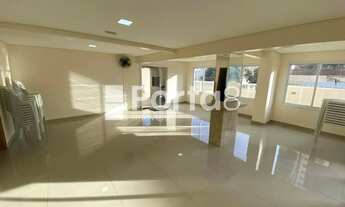 Imagem 2: Apartamento com 3 Dormitórios no Ed. Fênix Para Venda e Locação - Próximo à Santa Casa