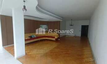 Imagem 5: Apartamento com dois quartos, dois banheiros social, dependência completa e vaga de garage