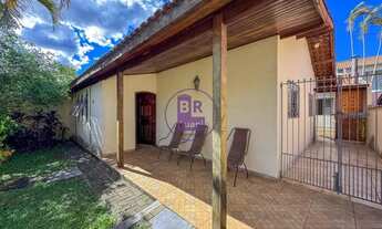 Imagem 4: Casa Térrea com uma localização super privilegiada