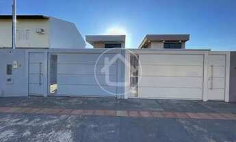 Imagem 3: CASA COM DUAS SUÍTES MAIS UM QUARTO