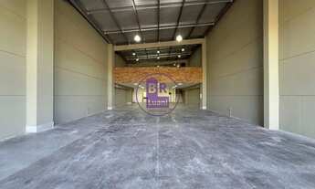 Imagem 3: Lindo galpão para locação com ótima localização