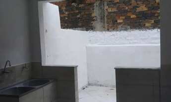 Imagem 7: Casa de vila para aluguel possui cerca de 55 metros quadrados com 2 quartos