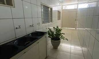 Imagem 5: Casa com 3 quartos com armários e ar condicionado