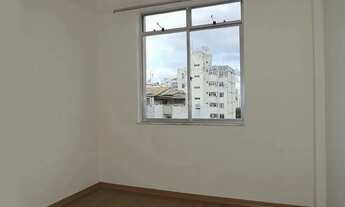 Imagem 4: Prático quarto e sala no centro para locação