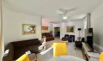 Imagem 11: Seu Novo Lar em Fradinhos: Casa com 3 Suítes e Área Verde ao Redor!