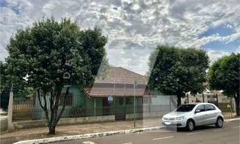 Imagem: Casa a venda no bairro Doutor Camargo