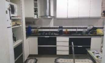 Imagem 7: Sobrado para Venda em Colombo, Campo Pequeno, 3 dormitórios, 1 suíte, 2 banheiros, 2 vagas