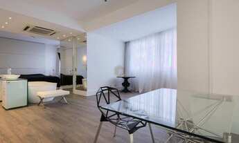 Imagem 4: Excelente loft decorado com 120 de área privativa e pé direito de 6.40mts no Batel