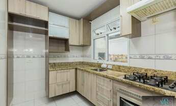 Imagem: Sobrado em Condomínio para Venda em Curitiba