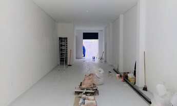 Imagem 2: LOJA NO CENTRO Galpão / depósito com aluguel por R$7.102 /mês