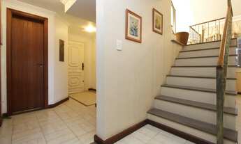 Imagem 2: Casa para venda com 298 metros quadrados com 4 quartos em Jardim Itu - Porto Alegre - RS