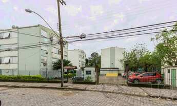 Imagem 2: Porto Alegre - Apartamento Padrão - Cavalhada