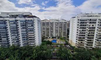 Imagem 3: Apartamento com 2 dormitórios à venda, 74 m² por R$ 550.000,00 - Barra da Tijuca - Rio de