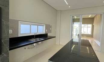 Imagem 7: Casa de condomínio para venda possui 162 metros quadrados com 3 quartos