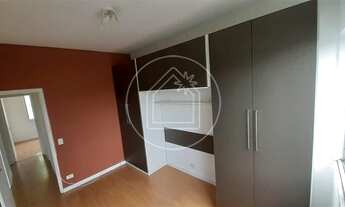 Imagem 6: Varanda com vista livre. 02 quartos + dependência completa