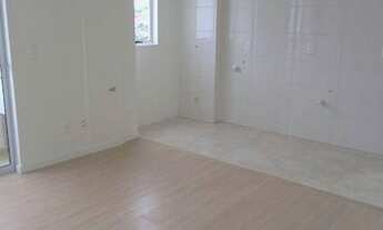 Imagem 2: Apartamento com 2 dormitórios para alugar, 50 m² por R$ 1.290,00/mês - Petrópolis - Joinvi