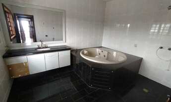 Imagem 6: Casa para Venda em Belo Horizonte, Santa Lúcia, 4 dormitórios, 2 suítes, 5 banheiros, 8 va