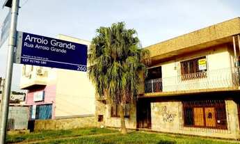 Imagem: PORTO ALEGRE - Casa Comercial - CAVALHADA