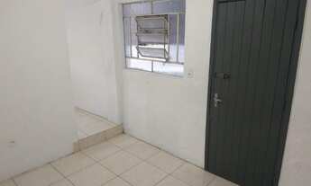 Imagem 3: Aluga-se Casa 3 Cômodos, Quintal e Garagem Jardim Silva/Mauá