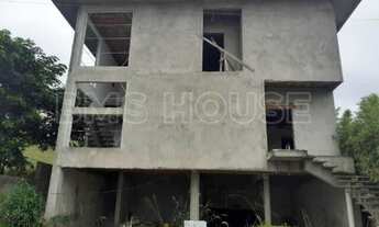 Imagem 3: Casa para Venda em Cotia, Granja Viana, 3 dormitórios, 3 suítes, 4 banheiros, 6 vagas