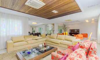 Imagem 7: Sobrado à venda com 4 suítes, 5 vagas, bairro Pilarzinho-Curitiba/PR