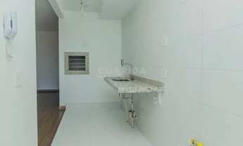 Imagem 3: Apartamento de 3 Dormitórios, sendo 1 suíte, no bairro Passo D'Areia, com 01 VAGA e C