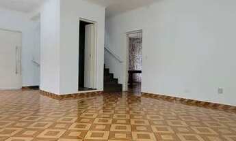 Imagem 7: VENDE OU ALUGA Casa com 3 dormitórios