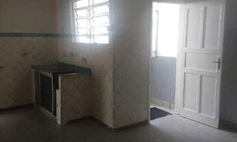 Imagem 5: Casa com 1 dormitório para alugar, 68 m² por R$ 800,00/mês - Centro - Guaratinguetá/SP