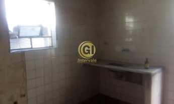 Imagem 3: GRUPO INTERVALE ALUGA] CASA 2 QUARTOS NA REGIÃO CENTRAL DE JACAREI SP