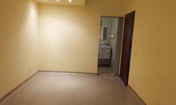 Imagem 4: Sobrado com 419 m², 5 quartos, 3 suítes, 4 vagas, galpão, varanda - Aceita Permuta - Metrô