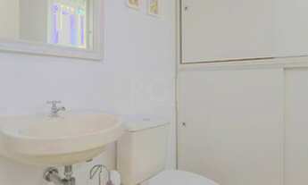 Imagem 3: Cobertura semi mobiliada com 2 dormitórios, terraço com churrasqueira e 1 vaga de garagem