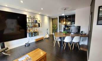 Imagem 4: Apartamento para Venda em Cotia, Granja Viana, 2 dormitórios, 1 suíte, 2 banheiros, 2 vaga