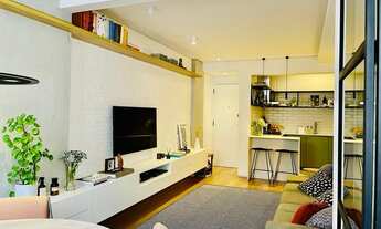 Imagem 2: Apartamento reformado e premiado, com 69 m², 2 quartos, Copacabana