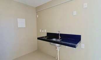 Imagem 3: Vendo este Apartamento em Lagoa Nova: com 2 quartos, 1 suíte. sala, e varanda