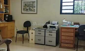 Imagem 4: Casa com 5 dormitórios, piscina e 4 vagas de garagem no bairro Vila Maria