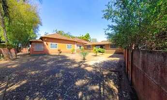 Imagem 4: Chácara Encantadora Próxima a Leme, SP - 4 Quartos