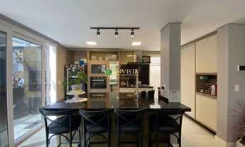 Imagem 6: Locação no bairro Agronômica! Varanda Gourmet com churrasqueira, hidromassagem, 4 quartos