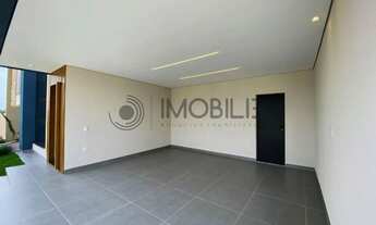 Imagem 2: Linda Casa Nova à venda no Park Gran Reserve com 3 suítes, escritório, piscina e ótimos ac