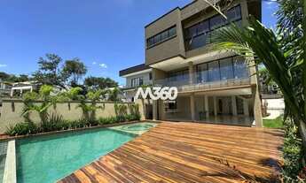 Imagem: SOBRADO TRIPLEX 05 SUÍTES À VENDA - CONDOMÍNIO