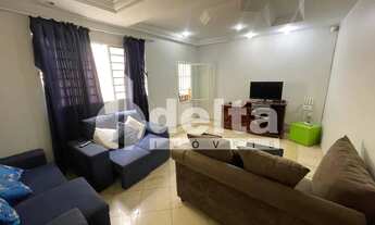 Imagem 6: Casa Residencial ou Comercial disponível para locação e venda no bairro Presidente Rooseve